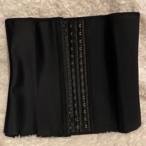 Waist trainer for women corset  body shaper M
